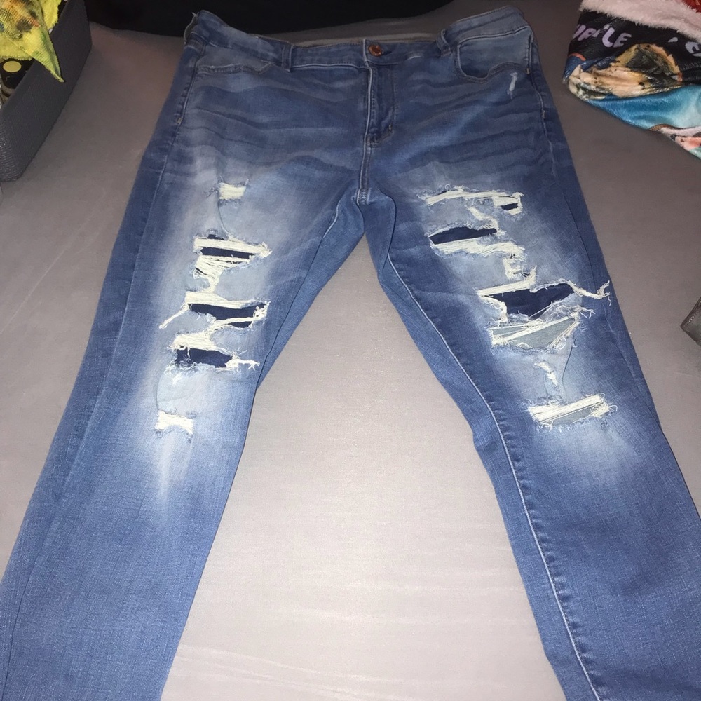 American eagle jeans!
